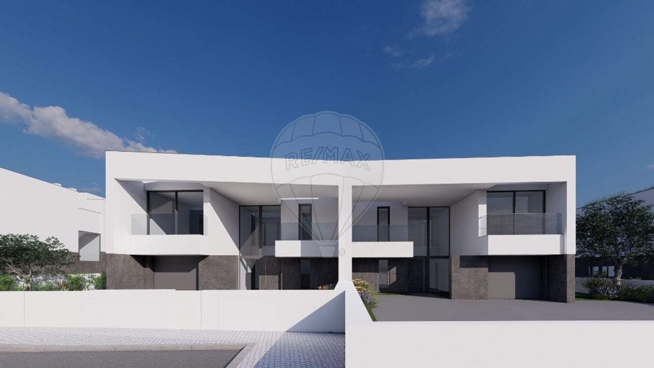 main-development-picture-0
