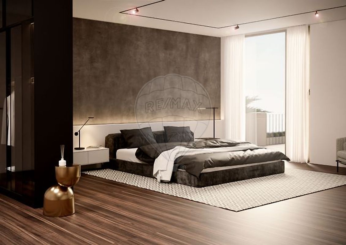 development-picture-0