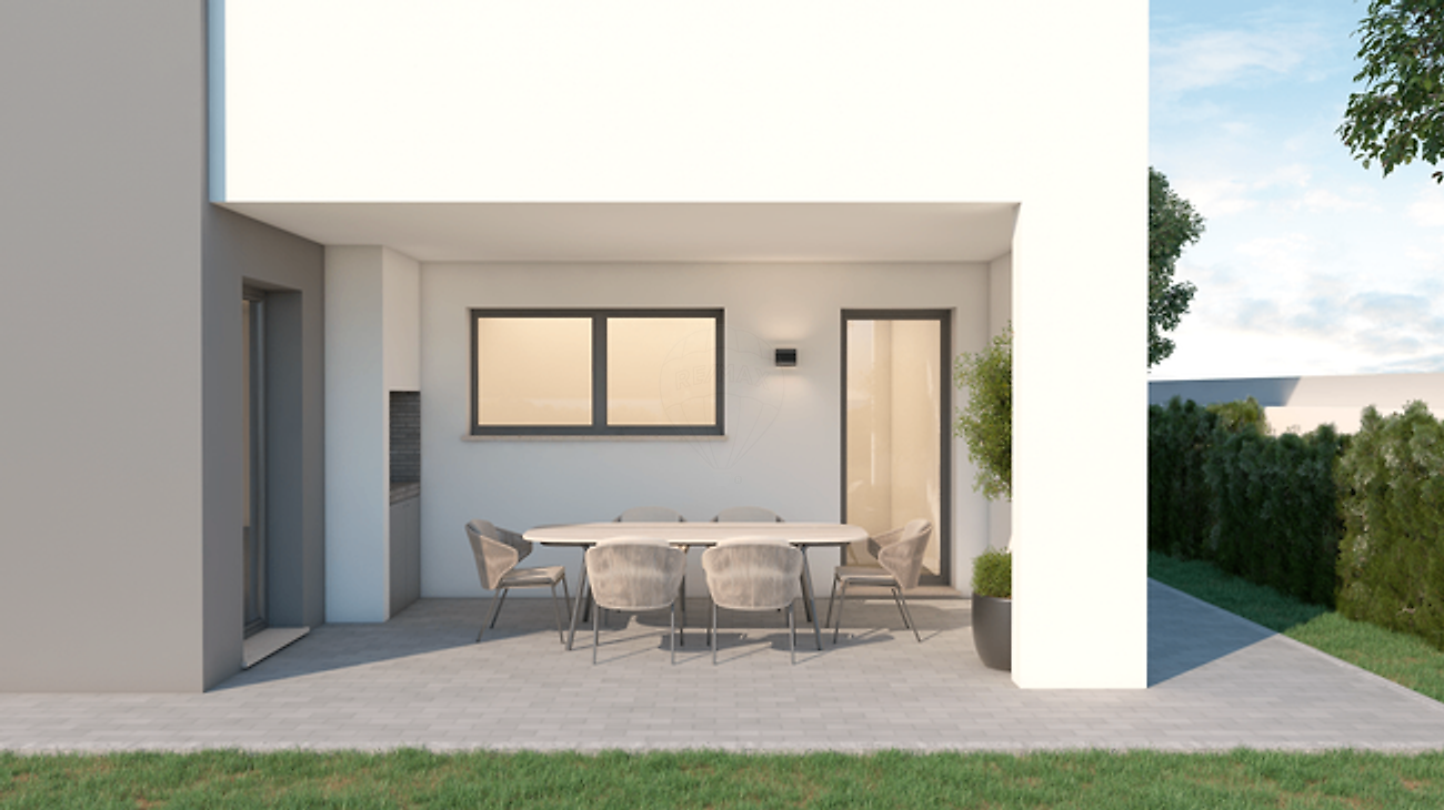 development-picture-0