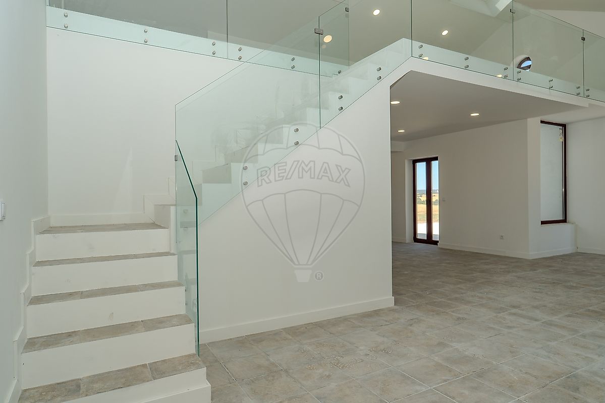 listing 120121006-2765 picture-0