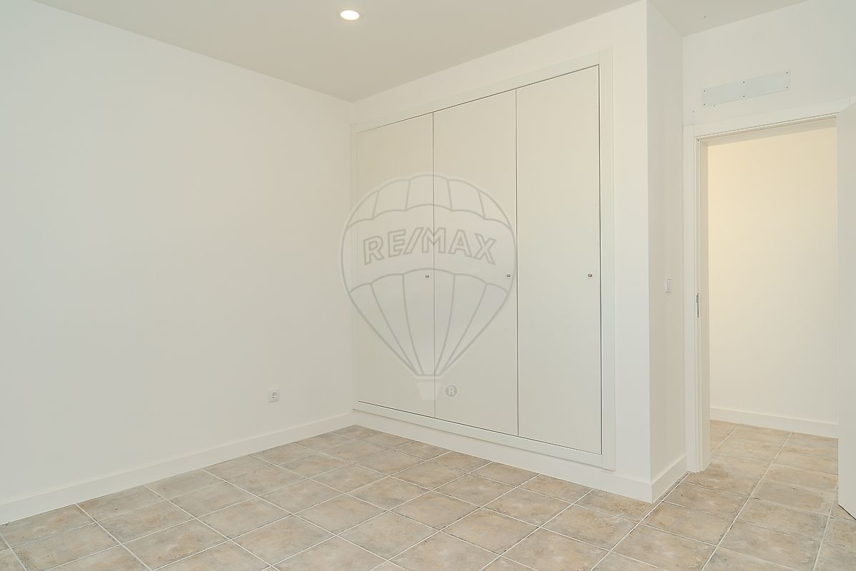 listing 120121006-2765 picture-0