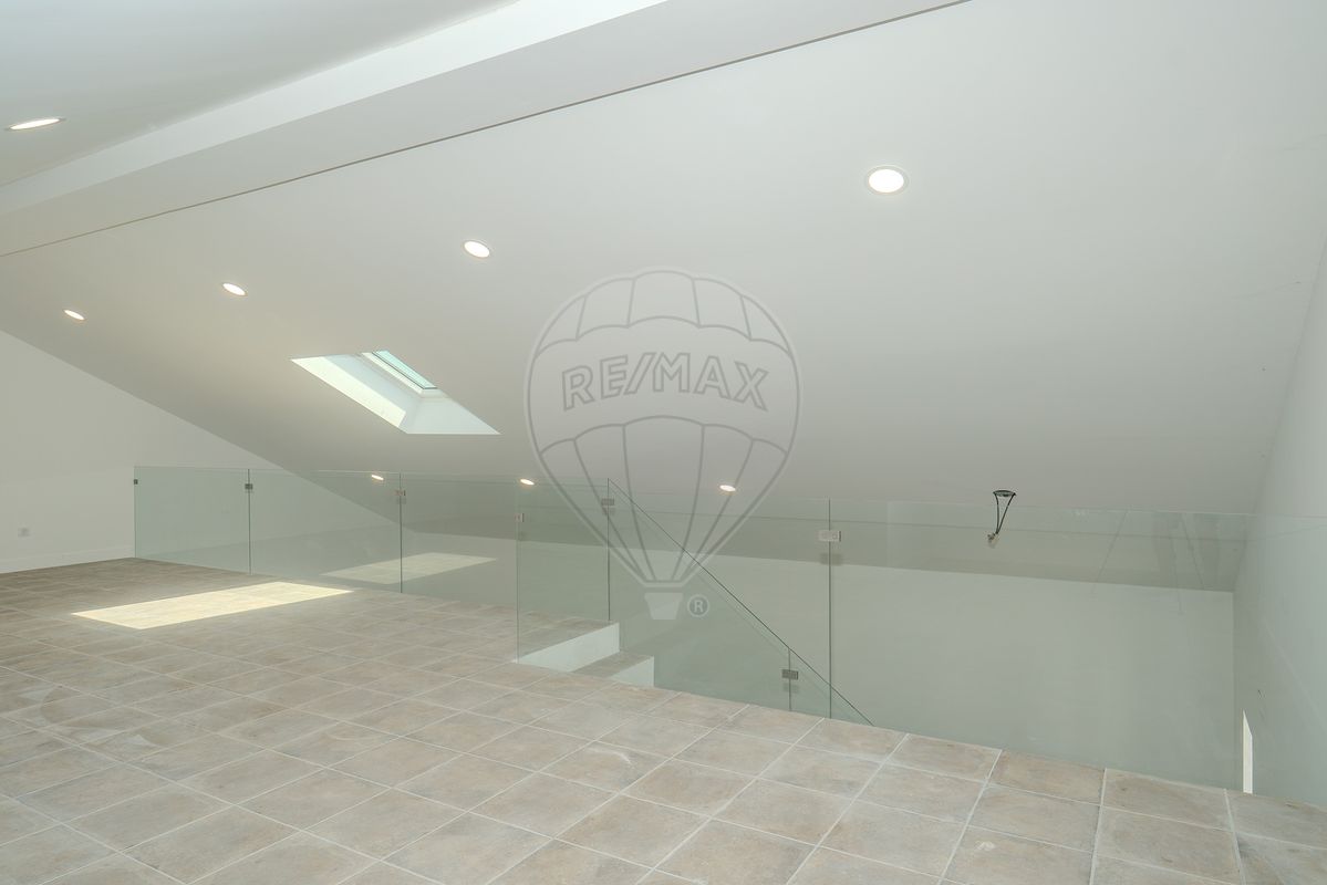 listing 120121006-2765 picture-0