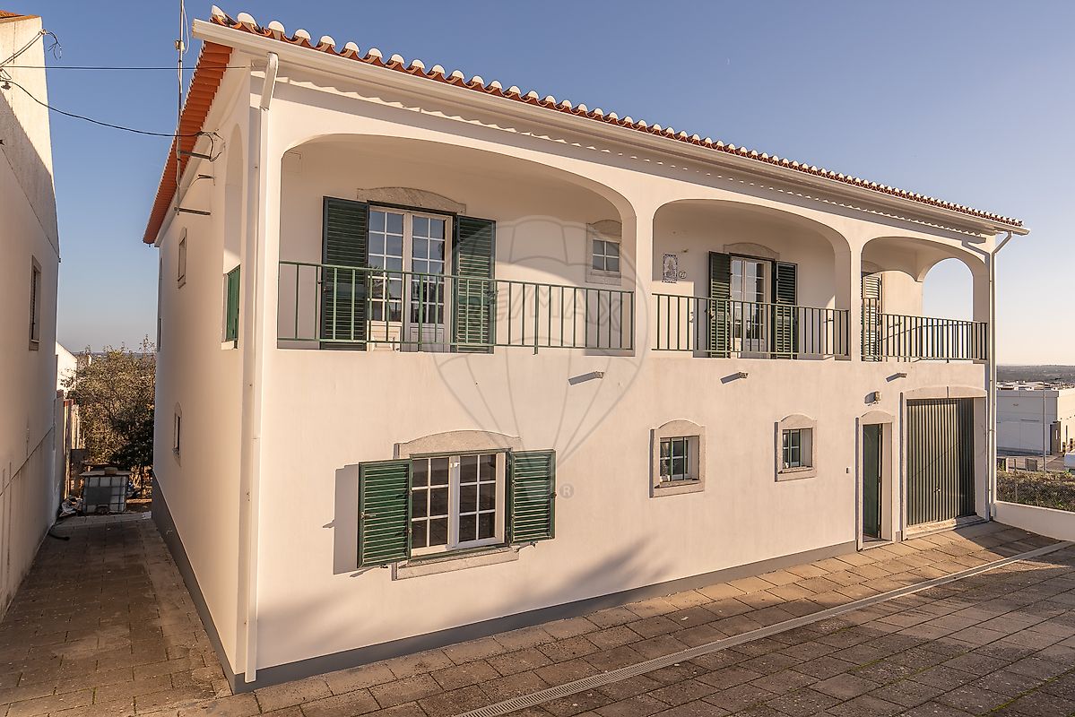 Moradia T6 para venda