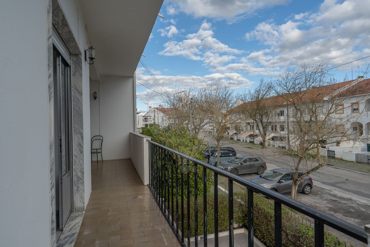 listing 120121055-2258 picture-0