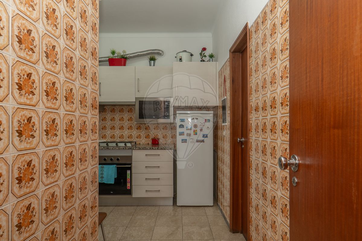 listing 120121055-2258 picture-0