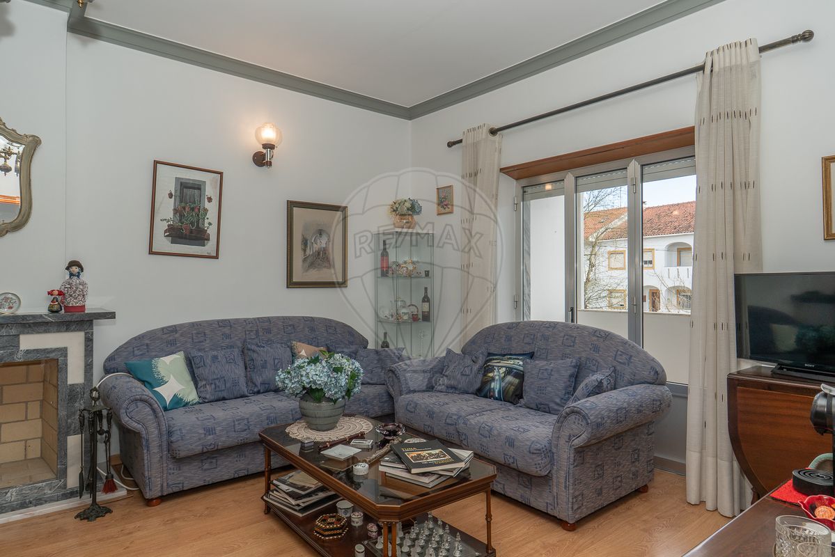 listing 120121055-2258 picture-0