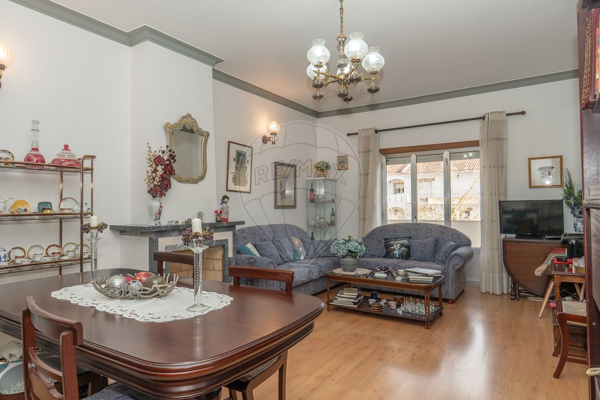 listing 120121055-2258 picture-0
