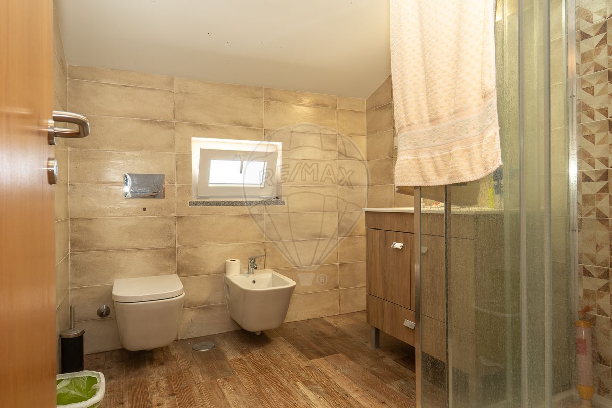 listing 120121213-64 picture-0