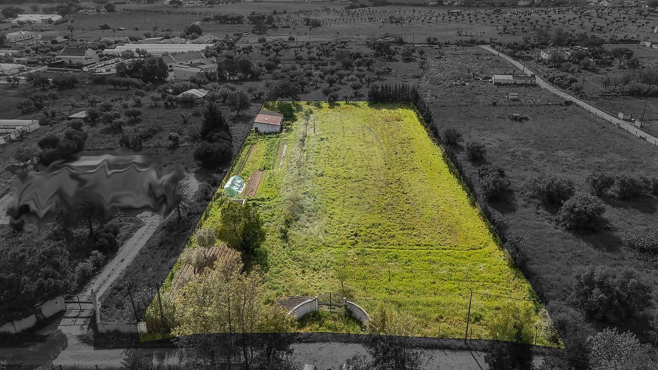 Terreno à venda em Évora