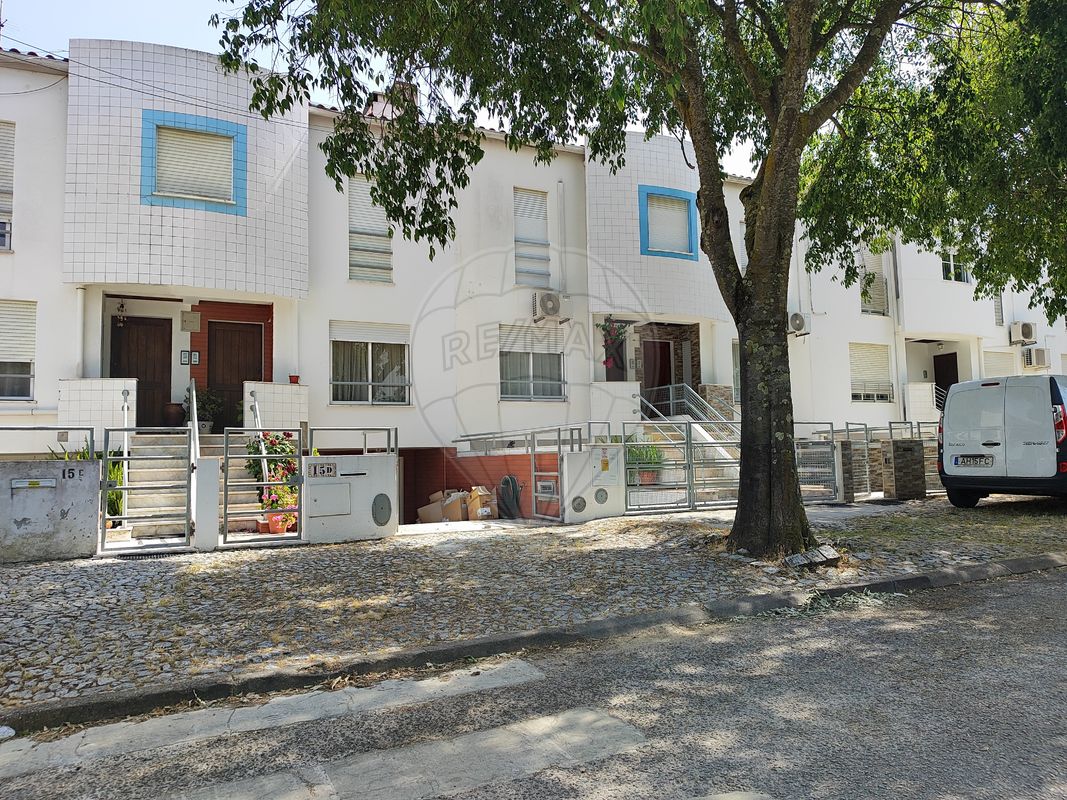 Moradia T3 para venda