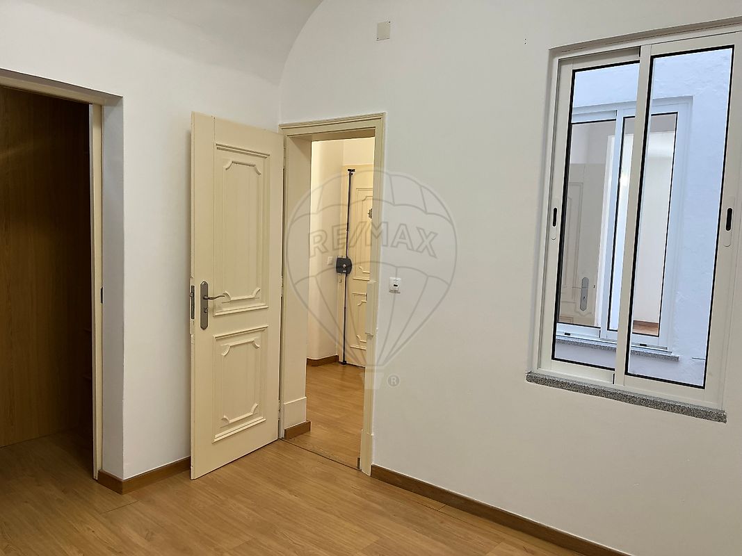 Apartamento T2 à venda em Évora (São Mamede, Sé, São Pedro e Santo Antão), Évora — foto 7
