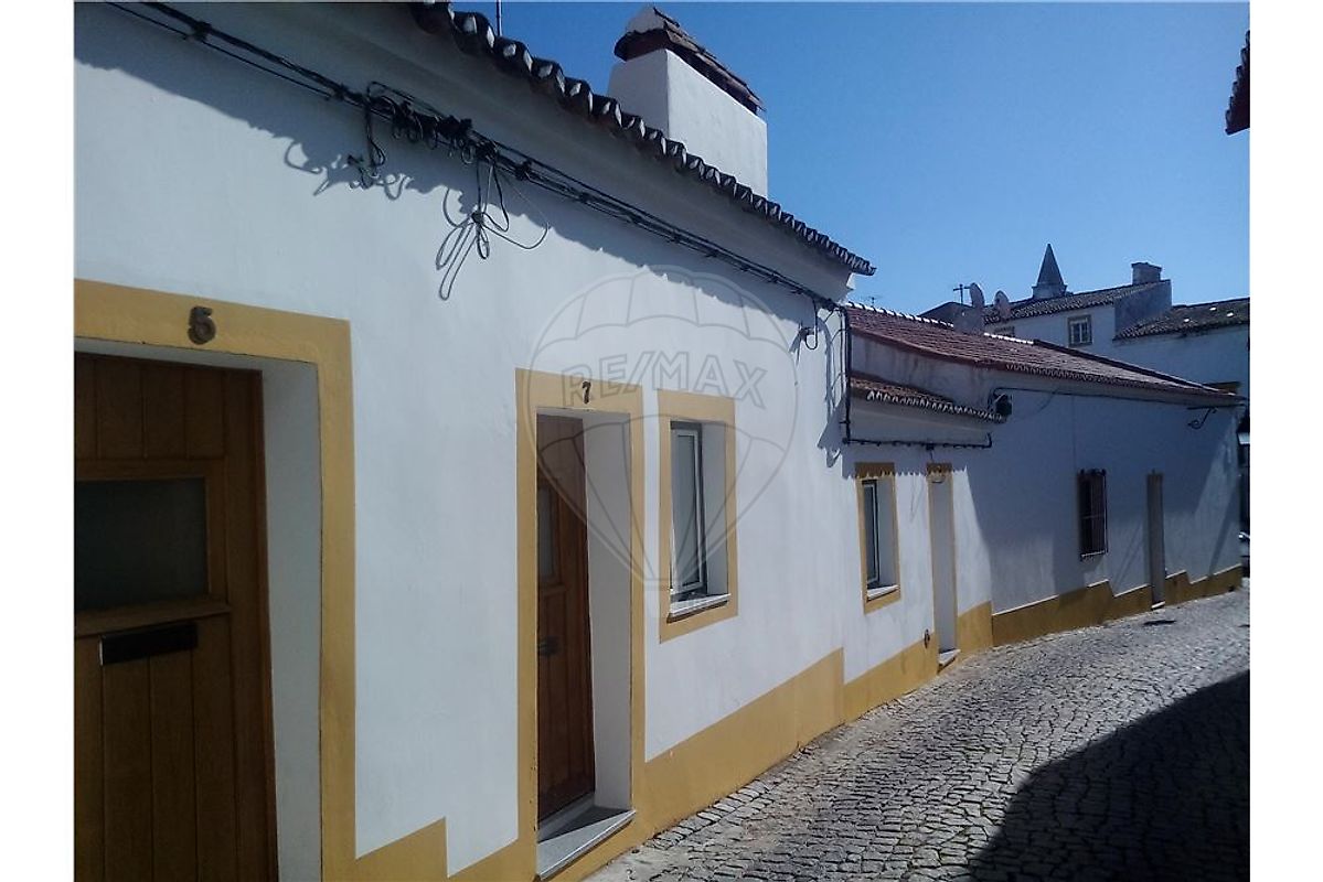 Moradia T1 para arrendar em Évora