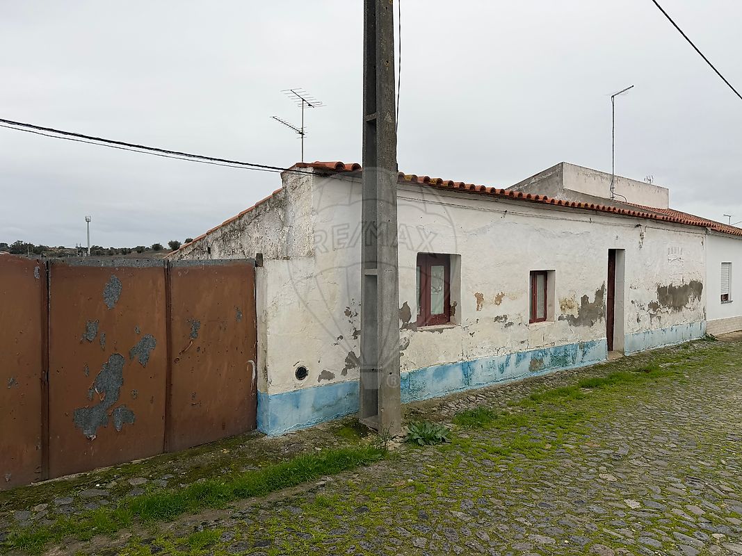Moradia T3 à venda em Ferreira do Alentejo