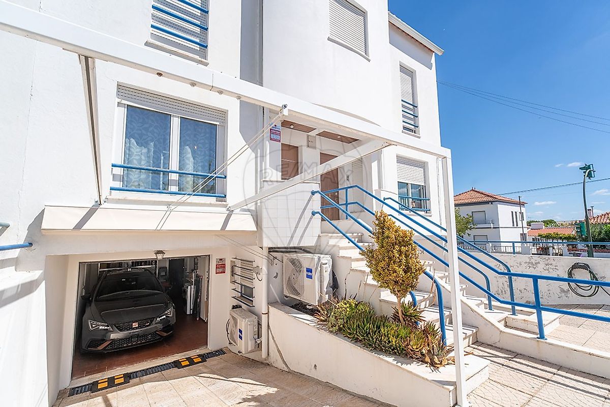 Apartamento T3 à venda em Évora