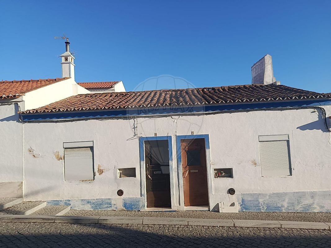 Moradia T4 - Redondo, Redondo, Évora