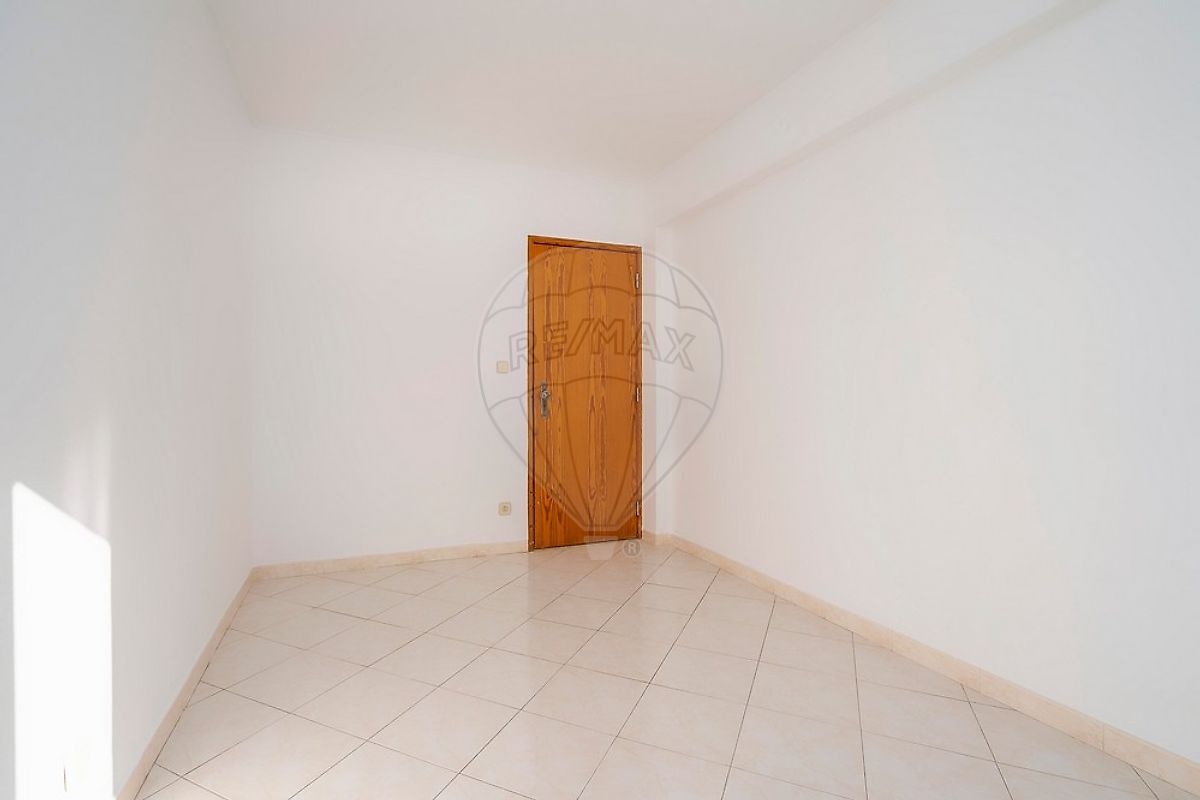listing 120141132-25 picture-0