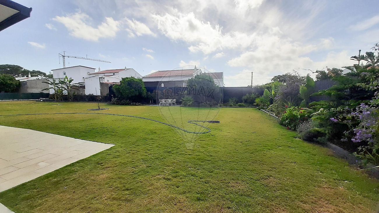 listing 120141071-738 picture-0