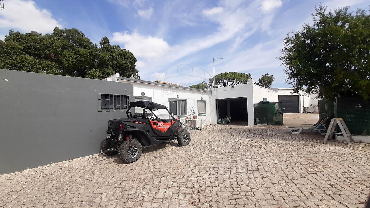 listing 120141071-738 picture-0
