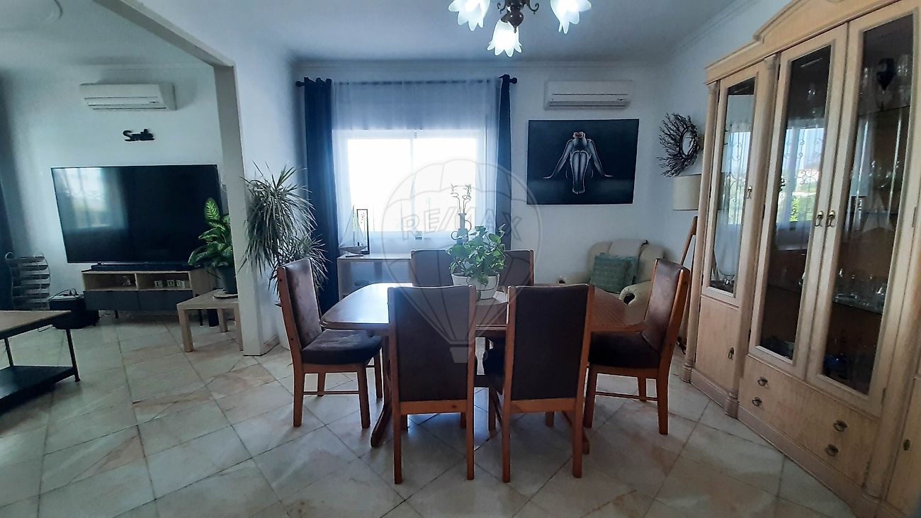 listing 120141071-738 picture-0