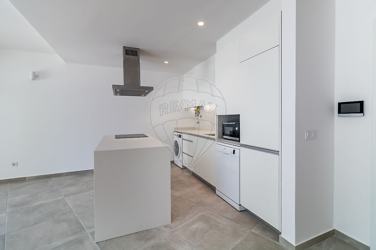 listing 120141071-740 picture-0