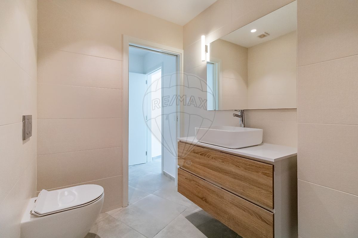 listing 120141071-740 picture-0