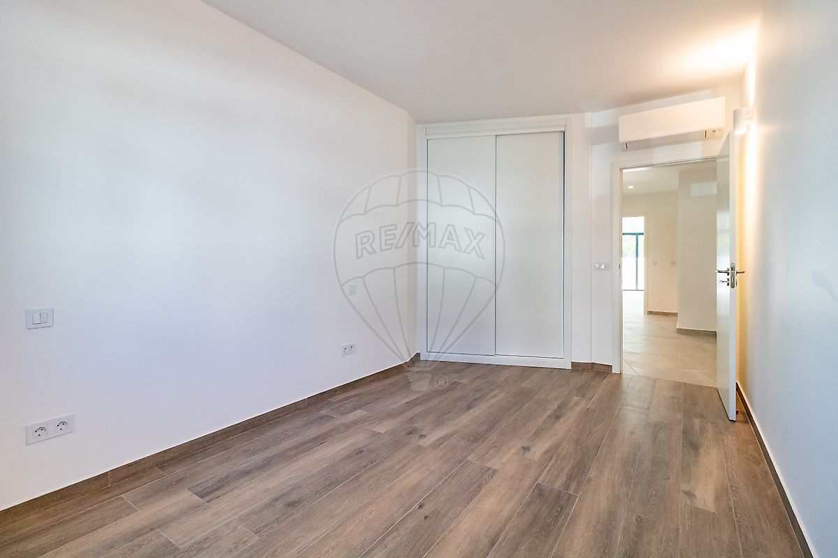listing 120141071-740 picture-0