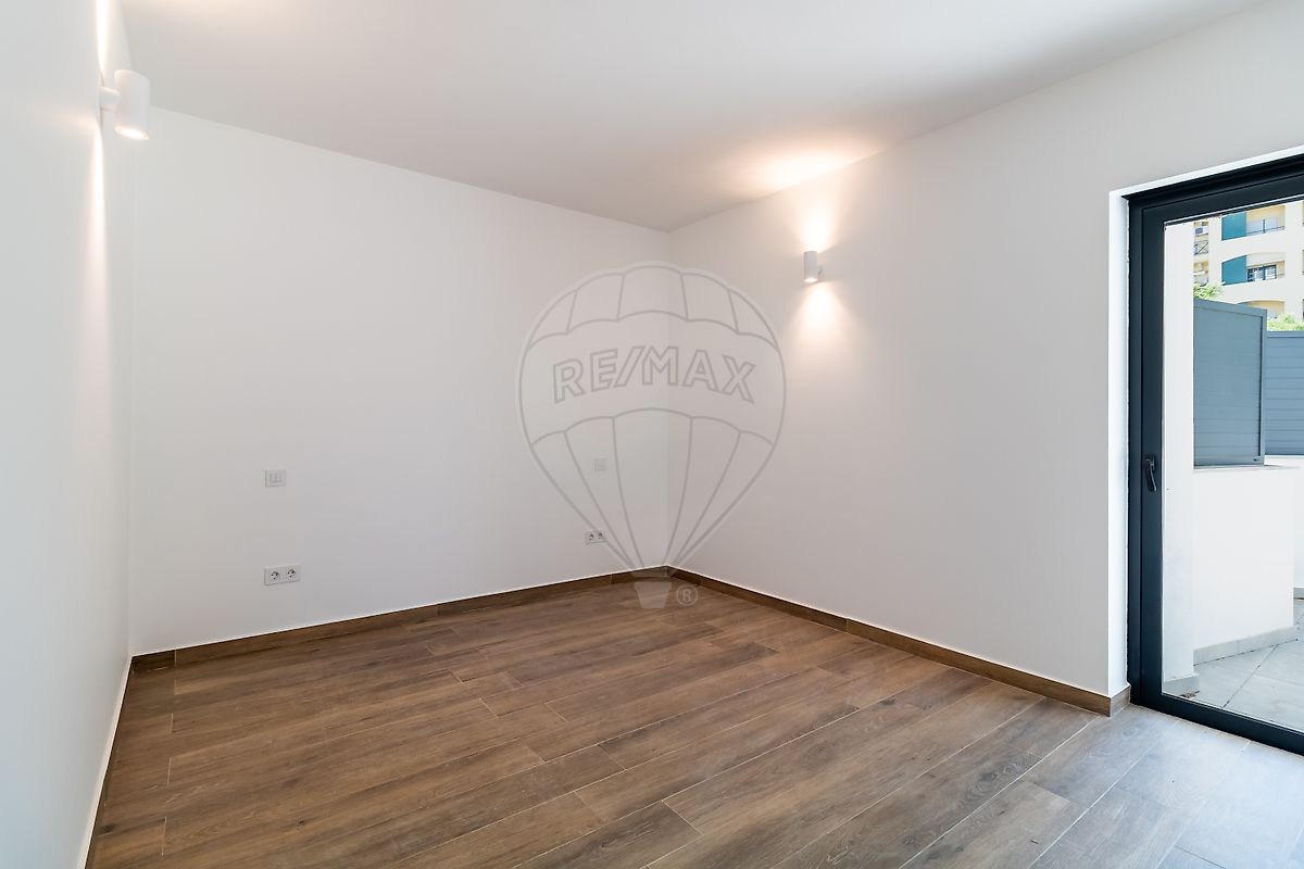 listing 120141071-740 picture-0