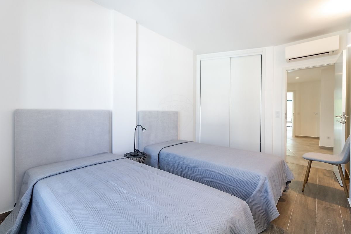 listing 120141071-746 picture-0