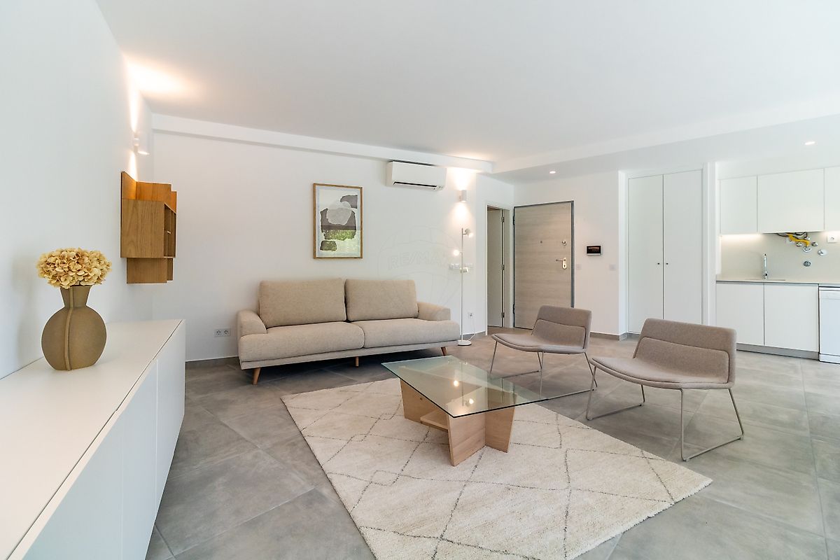 listing 120141071-746 picture-0