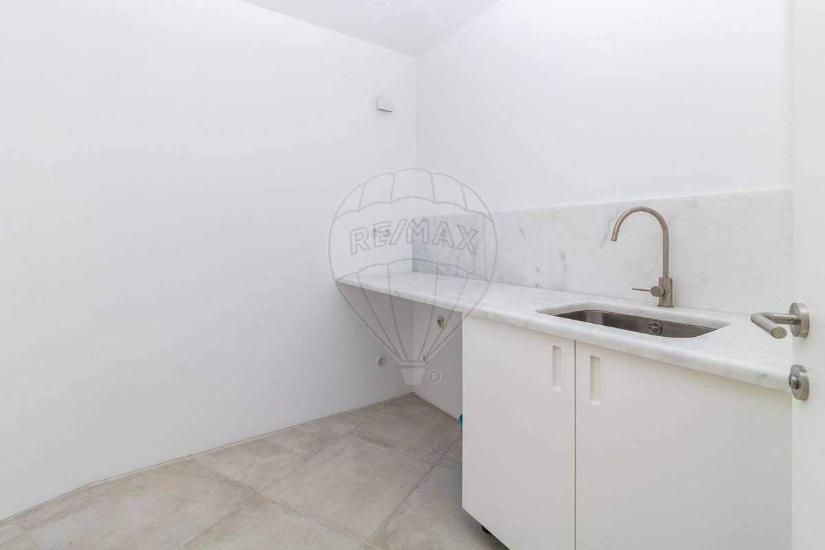 listing 120141071-749 picture-0