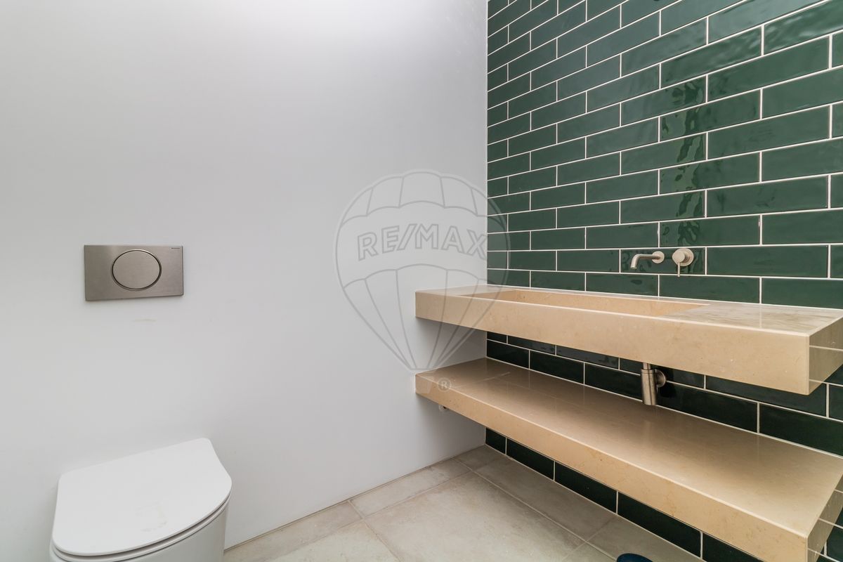 listing 120141071-749 picture-0