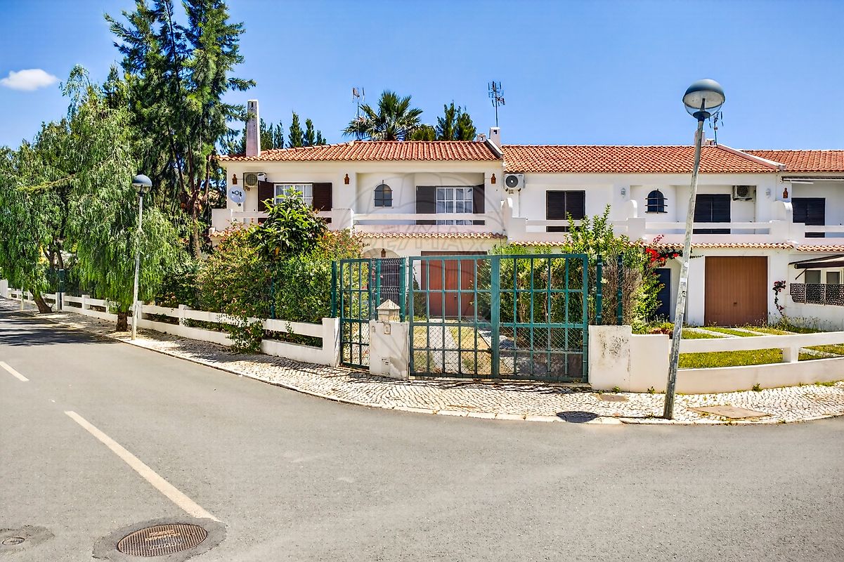 Moradia T3 à venda em Vila Real de Santo António