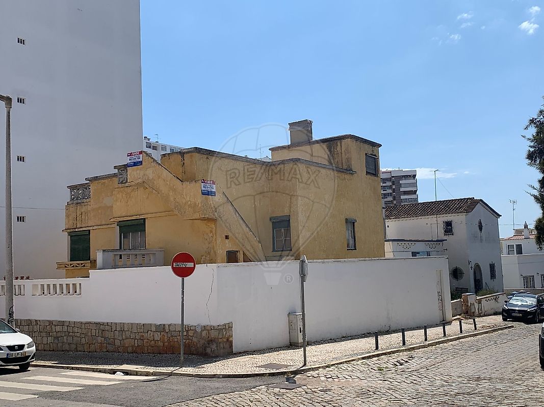 Apartamento T4 à venda em Faro