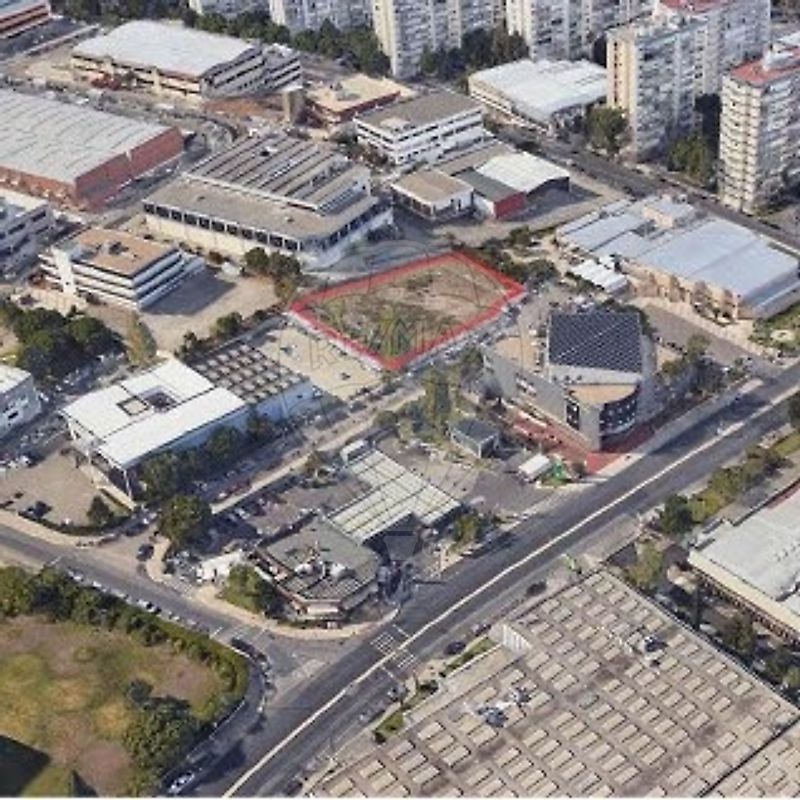 Land for sale in Oeiras, Portugal — €2,200,000