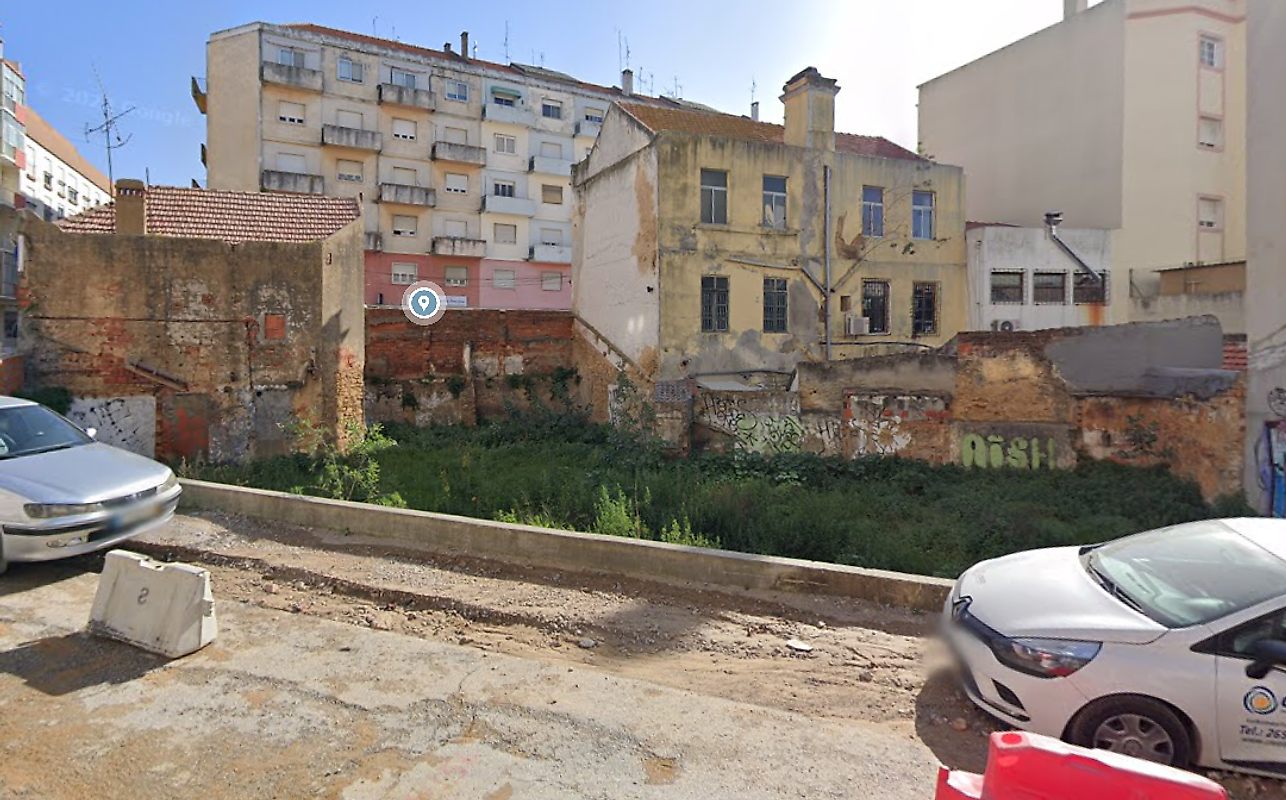 Land for sale in Setúbal, Portugal — €535,000
