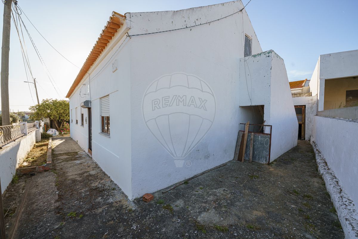 120151398-80