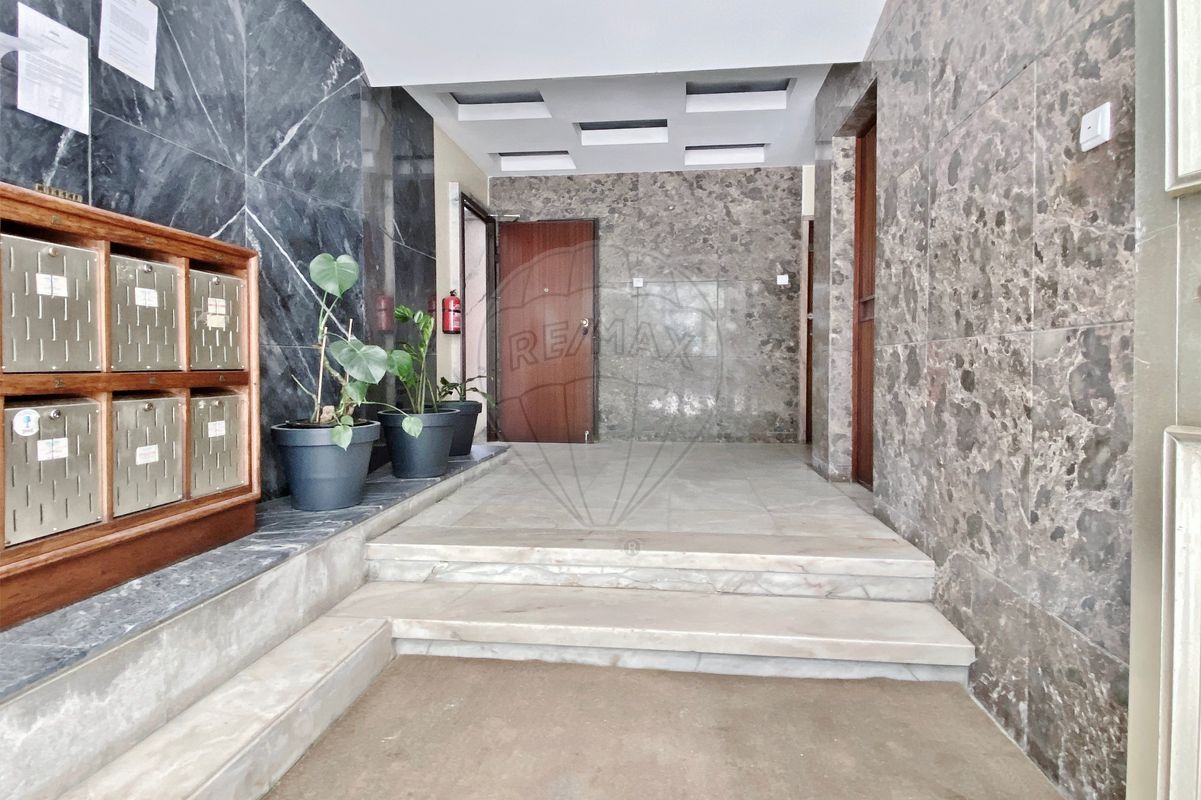 listing 120151075-561 picture-0