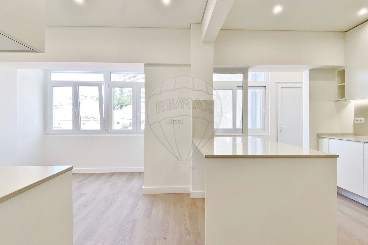 listing 120151075-561 picture-0