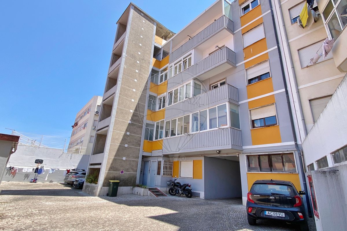 listing 120151075-561 picture-0