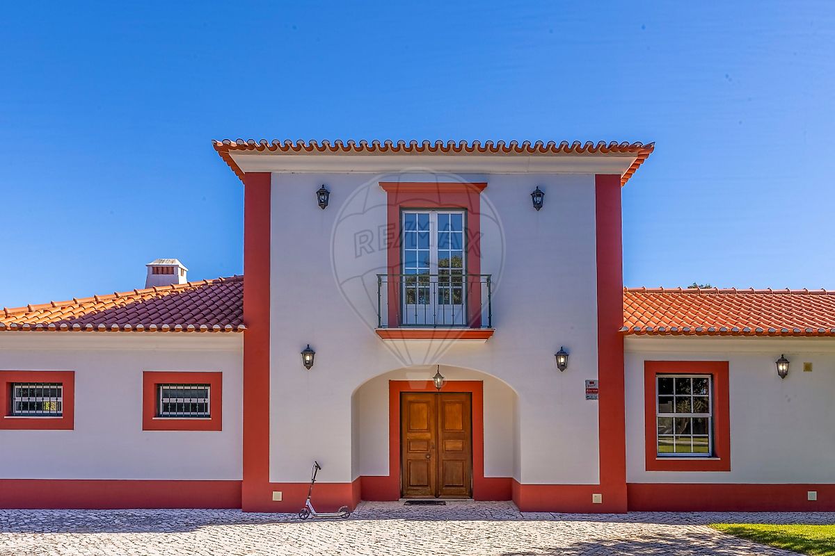 Moradia T4 para venda