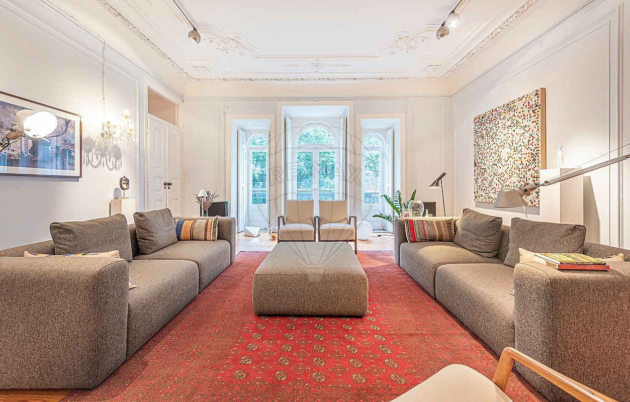 Apartamento T6 à venda em Lisboa