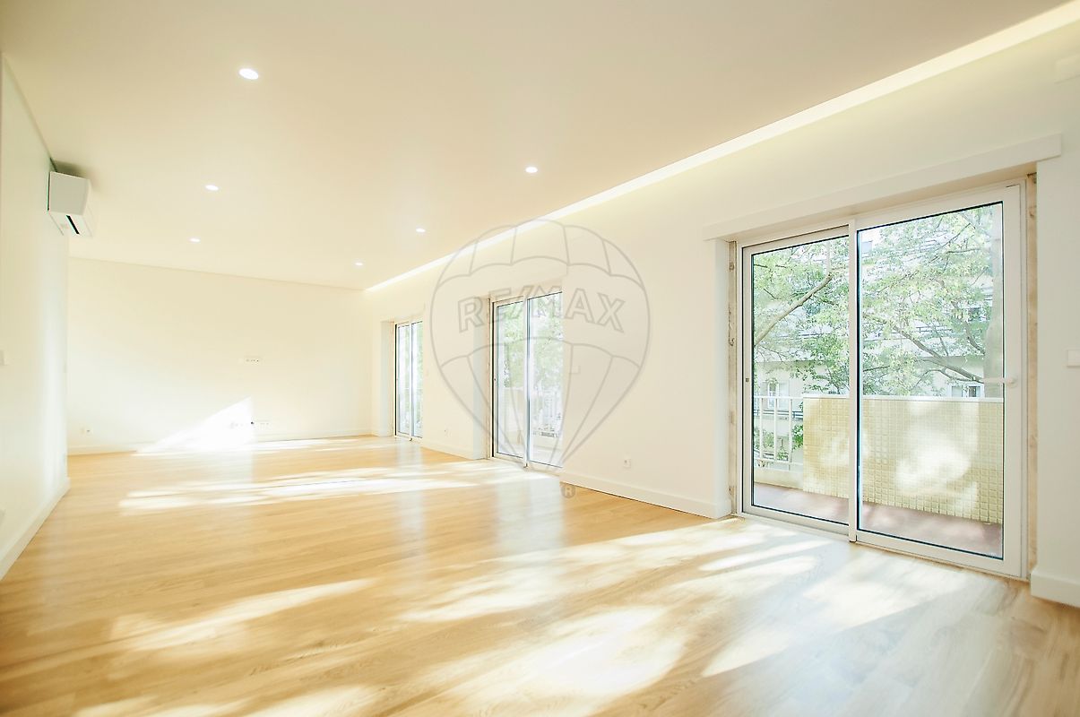 Apartamento T3 à venda em Lisboa