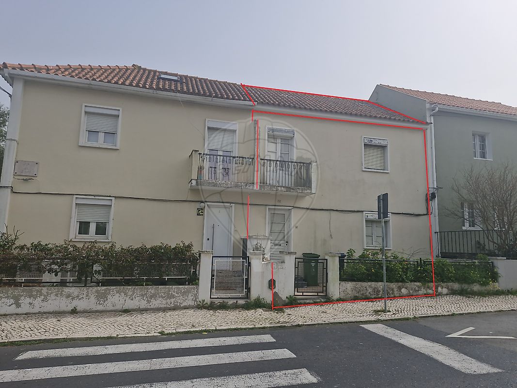 Moradia T3 à venda em Lisboa