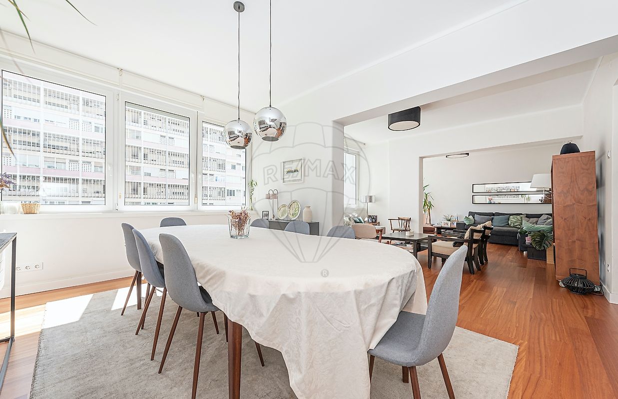 Apartamento T4 à venda em Lisboa