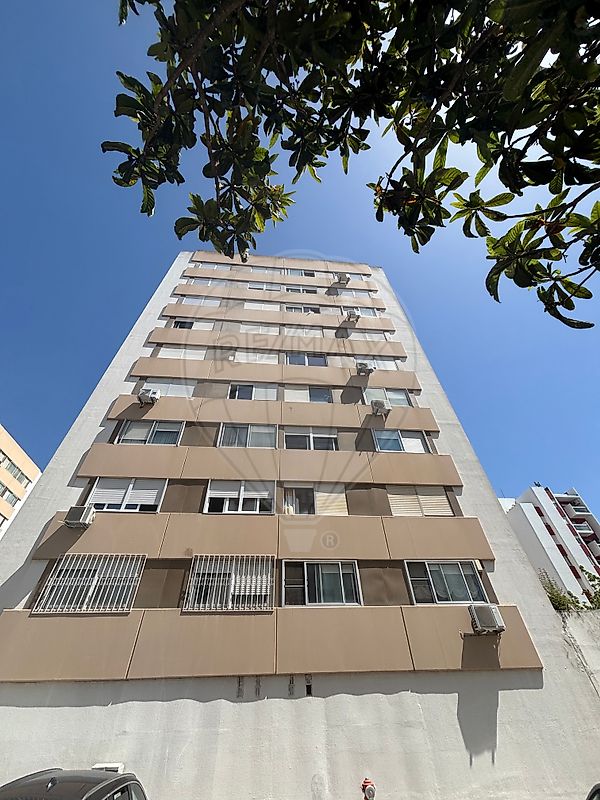 Apartamento T3 à venda em Lisboa