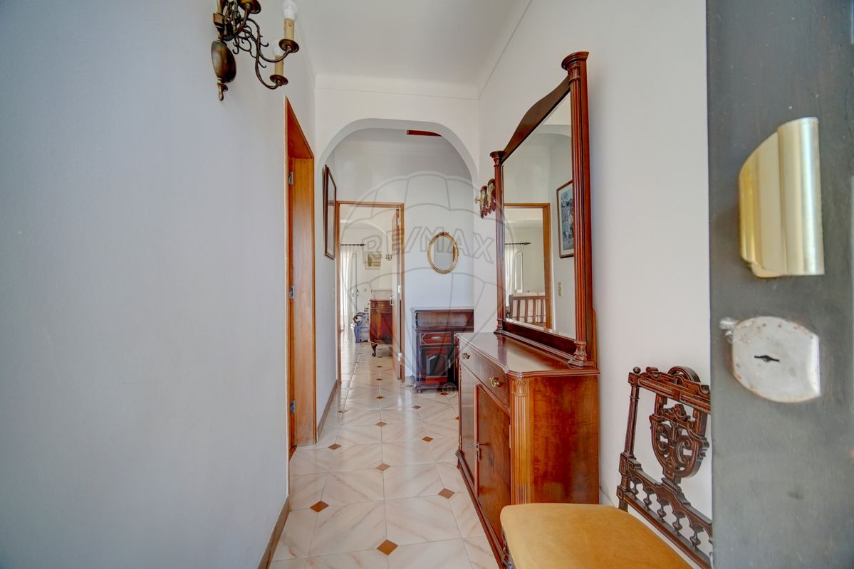 listing 120171133-684 picture-0