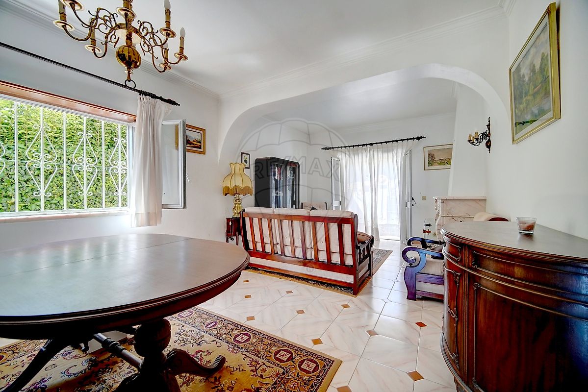 listing 120171133-684 picture-0