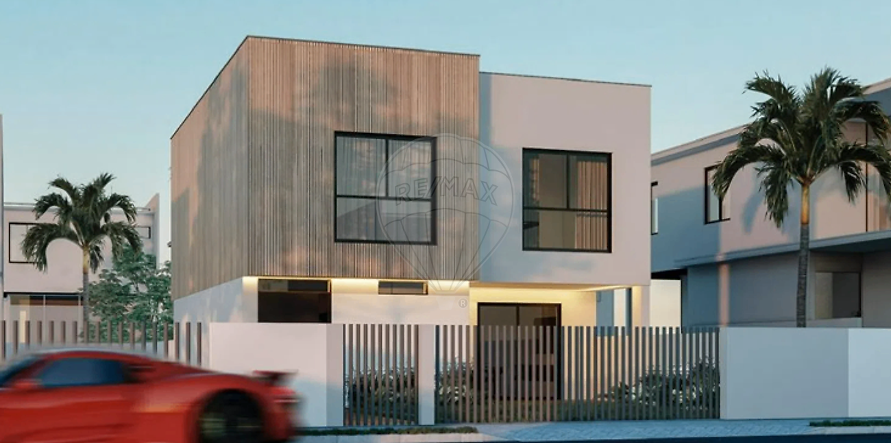 Moradia T4 à venda em Sintra