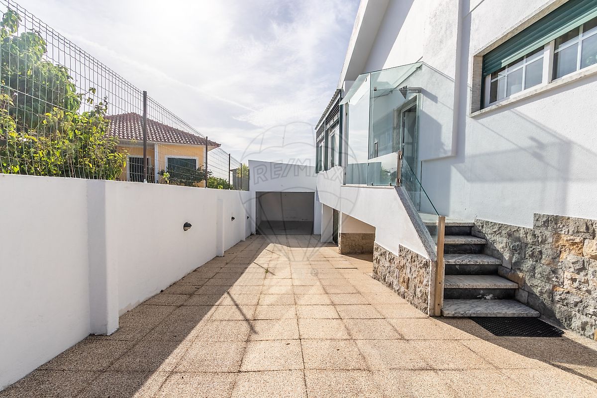 Moradia T3 à venda em Oeiras e São Julião da Barra, Paço de Arcos e Caxias, Oeiras — foto 7