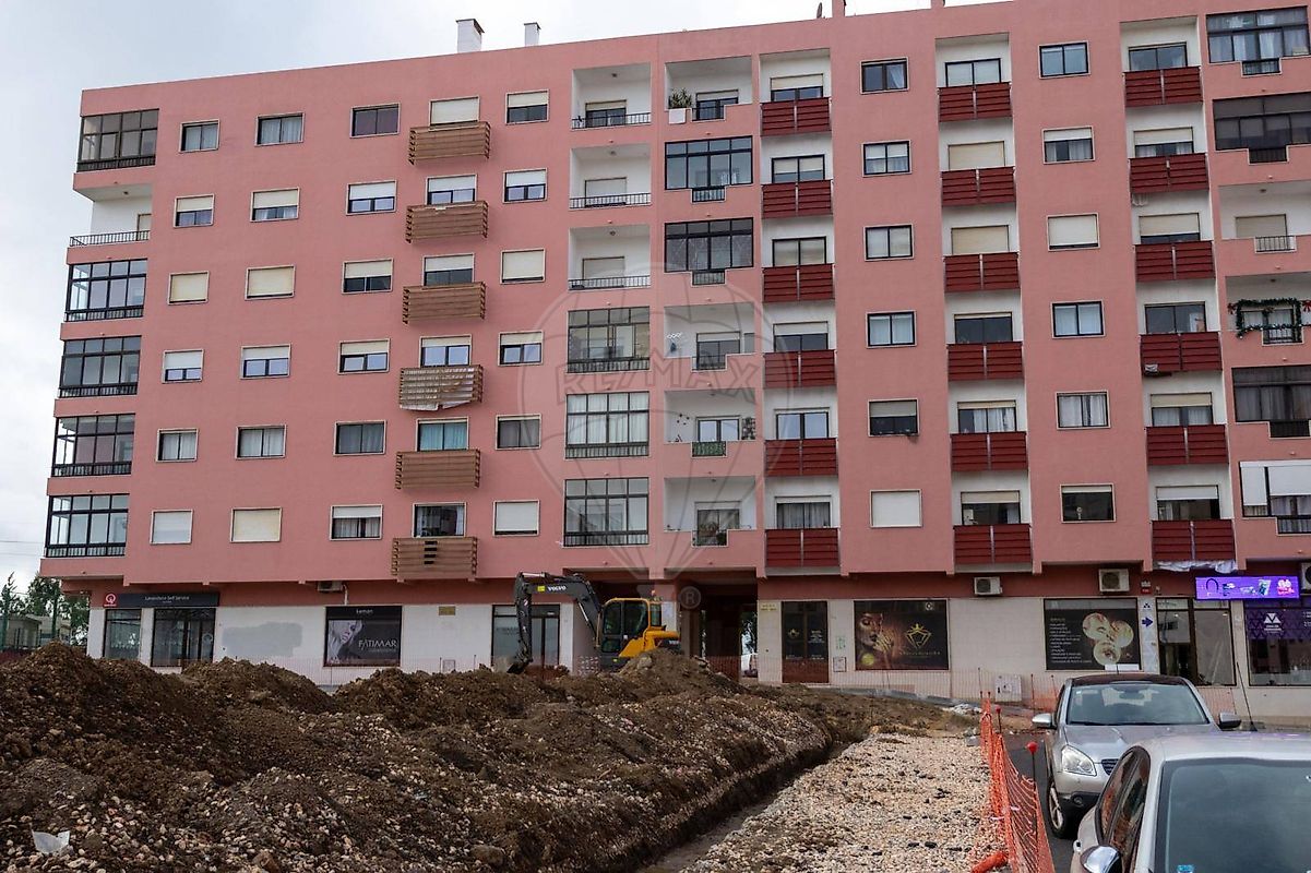 Apartamento T2 à venda em Sintra